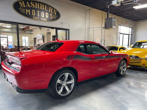 Used 2015 Dodge Challenger R/T w/ Quick Order Package 28B R/T image 10