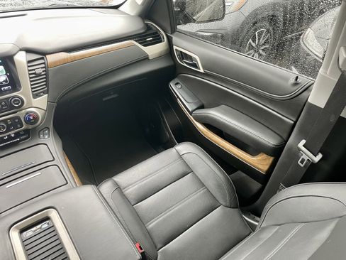 Used 2020 GMC Yukon Denali w/ Open Road Package image 18
