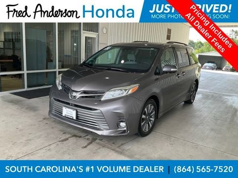 Used 2020 Toyota Sienna Limited Premium FWD image 1