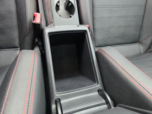 Used 2012 Volkswagen Jetta GLI image 24