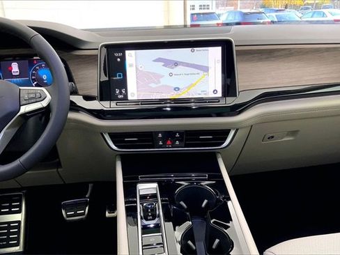 New 2026 Volkswagen Atlas SEL Premium R-Line image 8