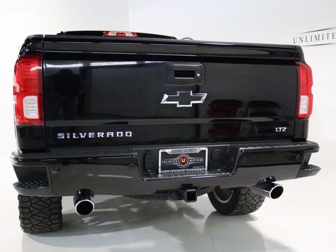 Used 2018 Chevrolet Silverado 1500 LTZ Z71 w/ LTZ Plus Package image 35
