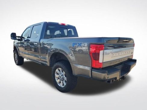 Used 2019 Ford F250 Platinum w/ Platinum Ultimate Package AWD/4WD image 6