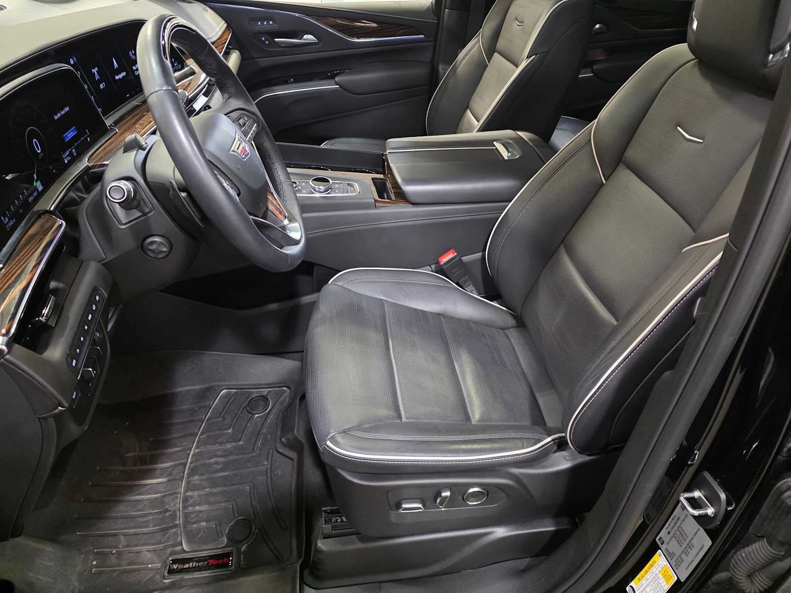 Certified 2024 Cadillac Escalade Premium Luxury w/ Performance Package AWD/4WD image 20