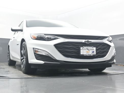 Used 2024 Chevrolet Malibu RS image 21