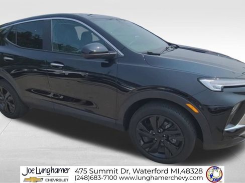 Certified 2024 Buick Encore GX Preferred w/ Comfort Package AWD/4WD image 2