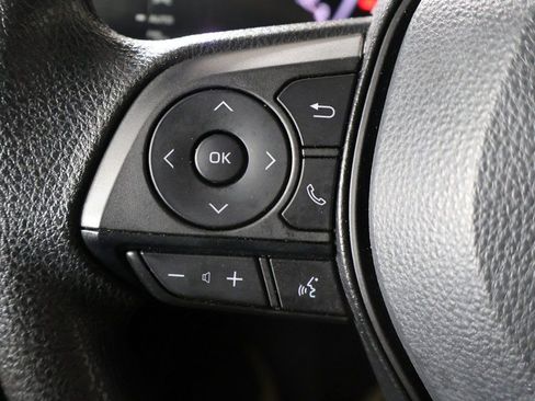 Used 2025 Toyota RAV4 XLE image 36