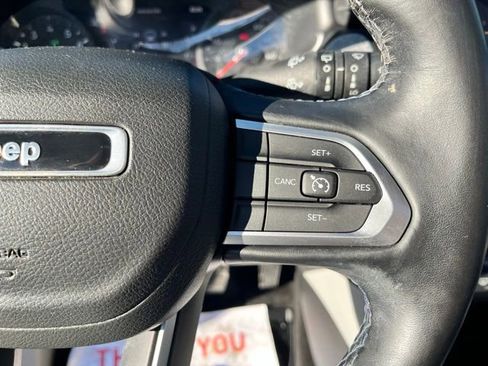 Used 2022 Jeep Compass Latitude w/ Sun and Sound Group image 27