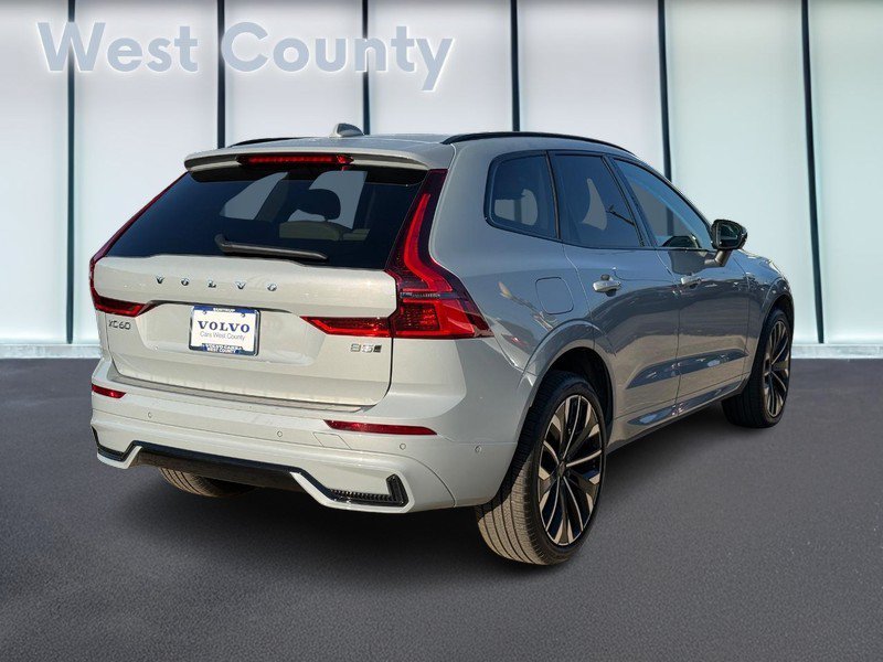 Certified 2026 Volvo XC60 B5 Ultra AWD/4WD image 4