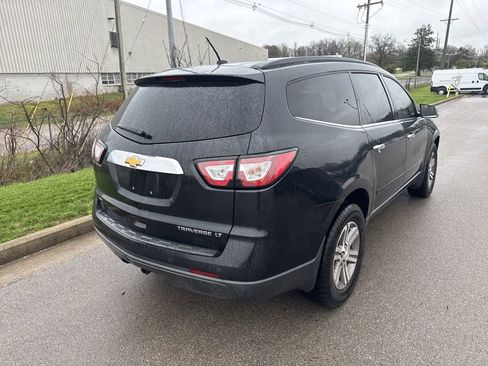 Used 2015 Chevrolet Traverse LT image 3