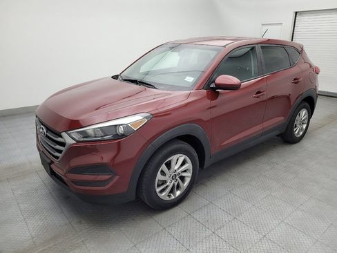 Used 2018 Hyundai Tucson SE AWD/4WD image 2