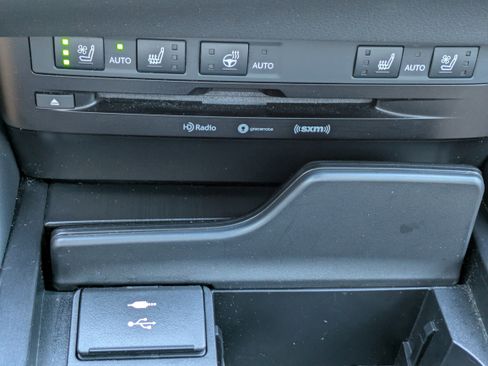 Used 2022 Lexus ES 350 w/ Premium Package FWD image 27