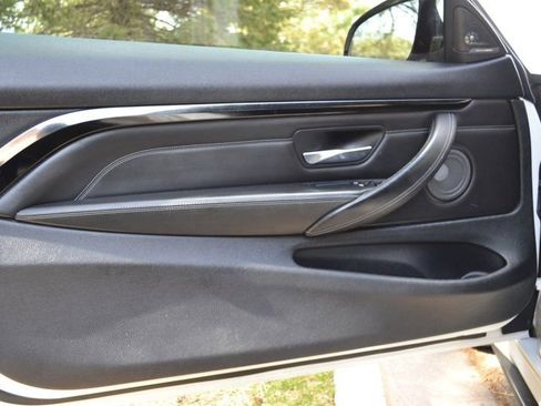 Used 2015 BMW M4 Coupe image 19