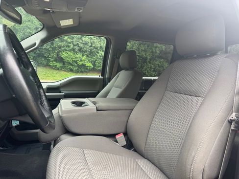 Used 2020 Ford F150 XLT w/ Equipment Group 302A Luxury AWD/4WD image 17