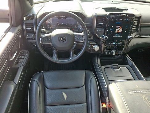 Used 2024 RAM 1500 Limited image 11