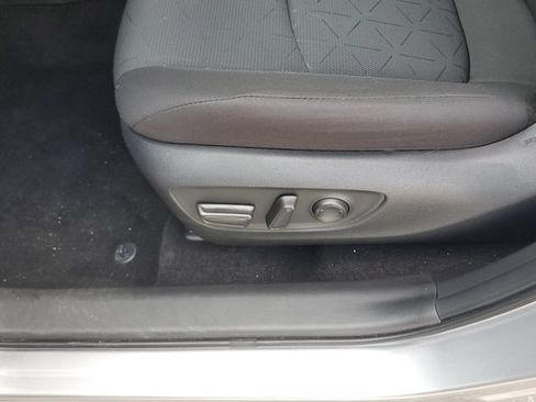 Used 2024 Toyota RAV4 XLE w/ Convenience Package FWD image 22
