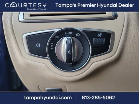 Used 2020 Mercedes-Benz C 300 4MATIC Sedan image 22