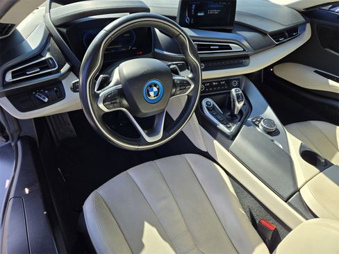 Used 2015 BMW i8 image 26