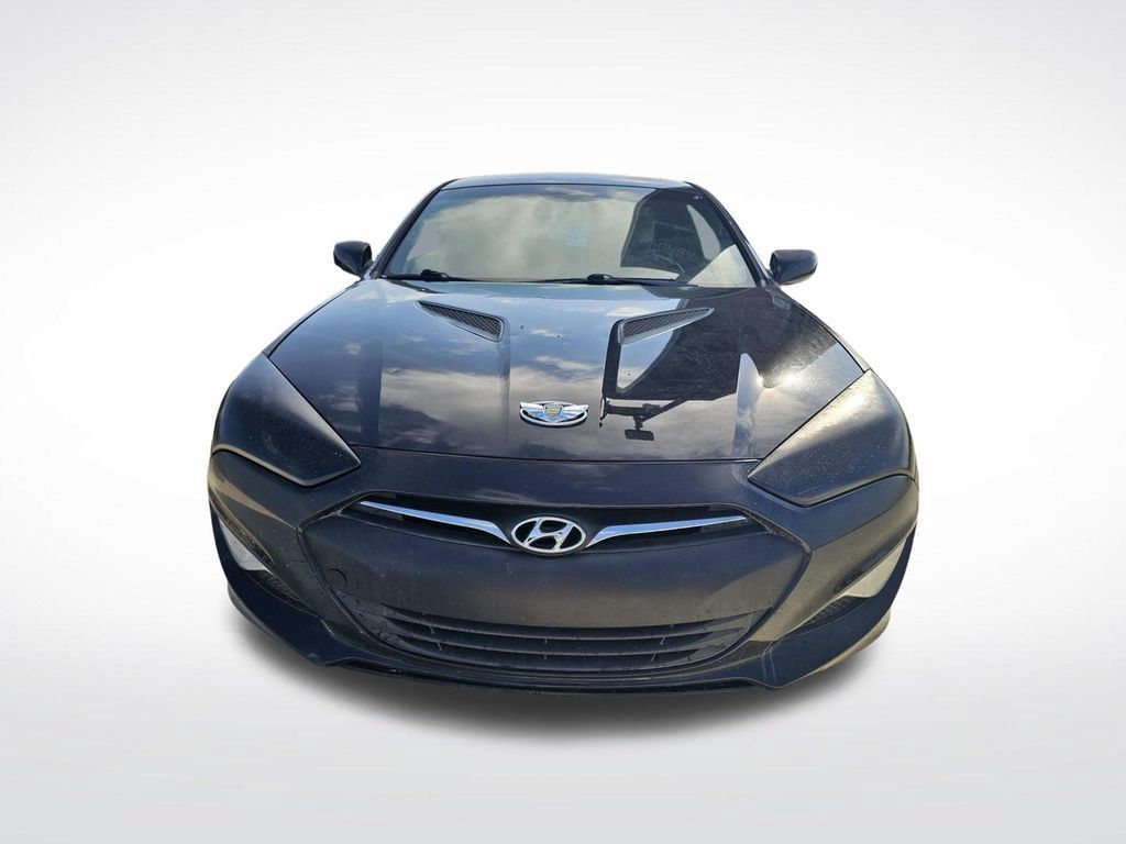 Used 2014 Hyundai Genesis 2.0T RWD image 5