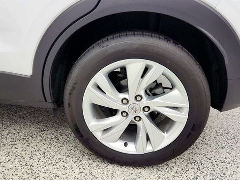 Used 2025 Buick Encore GX Preferred image 9