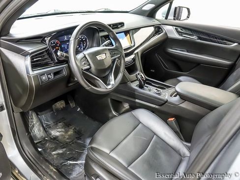 Certified 2024 Cadillac XT6 Premium Luxury w/ LPO, Floor Liner Package image 10