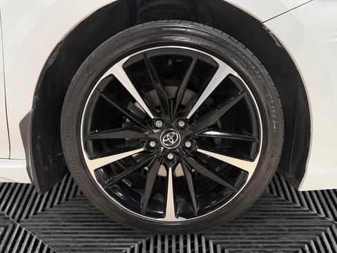 Used 2020 Toyota Camry XSE image 12