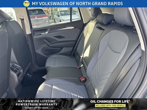 New 2026 Volkswagen Tiguan SE image 14