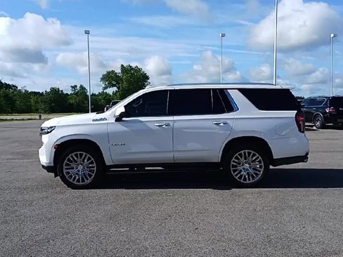 Used 2023 Chevrolet Tahoe High Country w/ Advanced Technology Package image 5