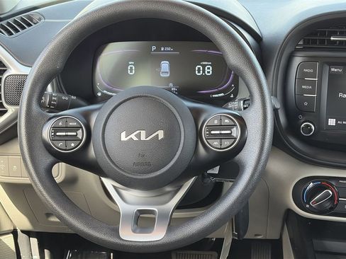 Certified 2024 Kia Soul LX FWD image 13