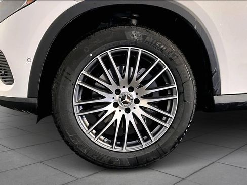 New 2026 Mercedes-Benz GLC 300 4MATIC image 17
