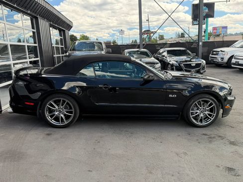 Used 2014 Ford Mustang GT w/ Electronics Package RWD image 5