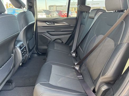 New 2026 Jeep Grand Cherokee Laredo X AWD/4WD image 24