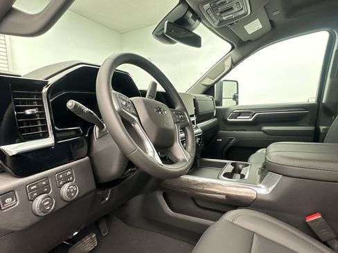 New 2026 Chevrolet Silverado 3500 LTZ w/ Trail Boss Package AWD/4WD image 4