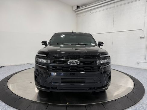 Used 2024 Ford Expedition Max Limited image 2