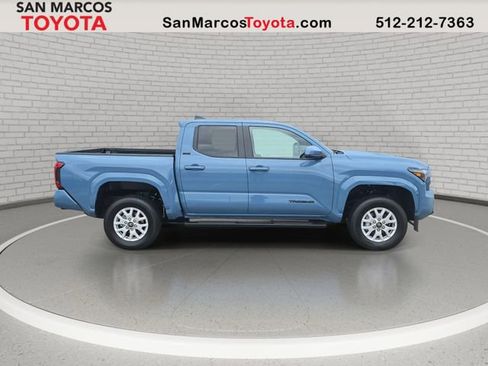 New 2026 Toyota Tacoma TRD Off-Road image 4
