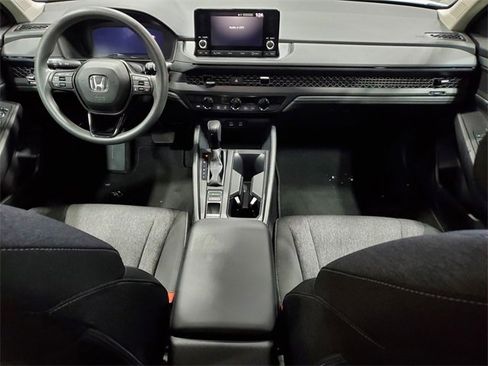Used 2023 Honda Accord EX image 21