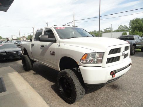Used 2015 RAM 2500 ST w/ SXT Appearance Group AWD/4WD image 5