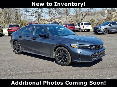 Used 2025 Honda Civic Sport image 1