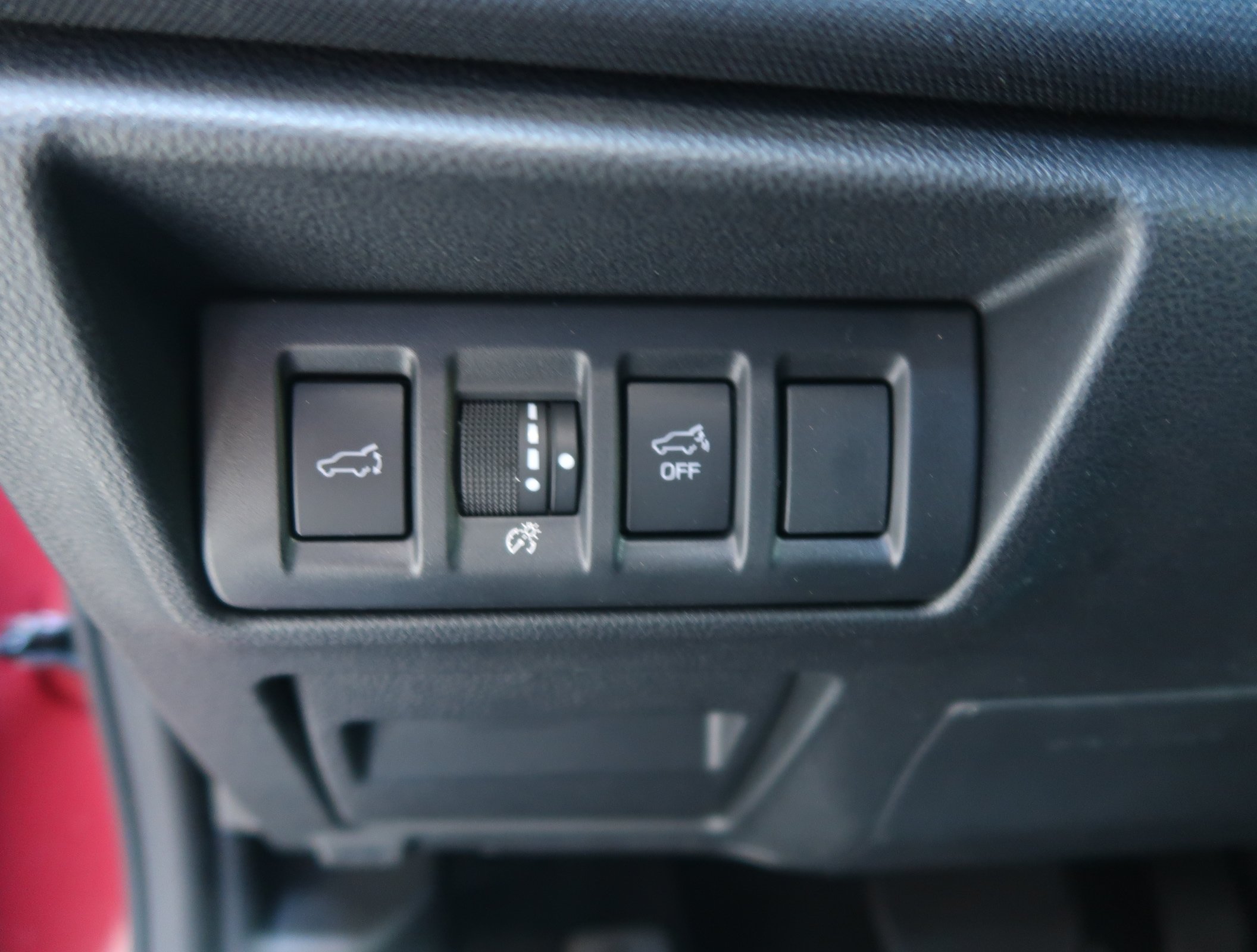 Certified 2025 Subaru Outback Premium AWD/4WD image 17