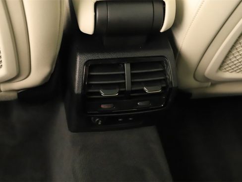 Certified 2022 Audi Q3 2.0T Premium image 22