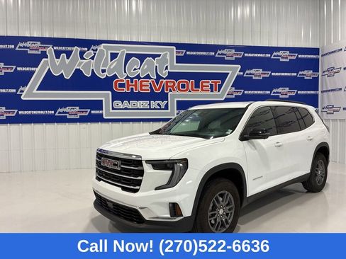 Used 2025 GMC Acadia Elevation image 1