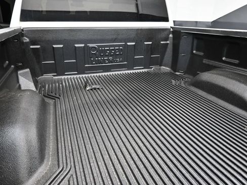 Used 2024 Chevrolet Silverado 2500 LT AWD/4WD image 18