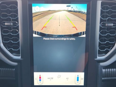 Used 2024 Ford Ranger XL image 22