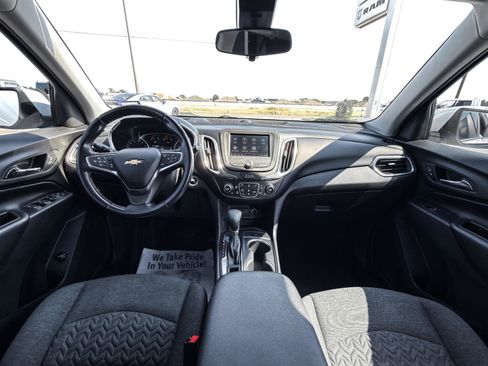 Used 2022 Chevrolet Equinox LT FWD image 17