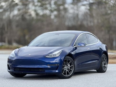 Used 2020 Tesla Model 3 Standard Range Plus image 7