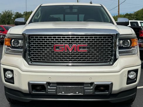 Used 2014 GMC Sierra 1500 Denali AWD/4WD image 2