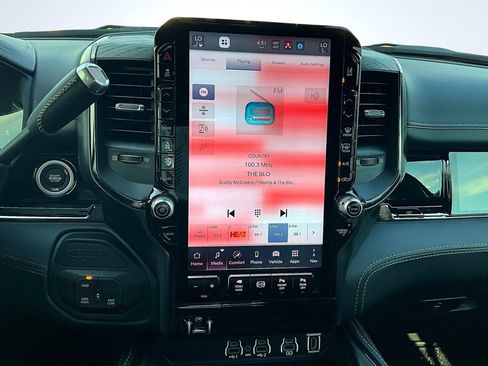 Used 2025 RAM 2500 Limited image 32