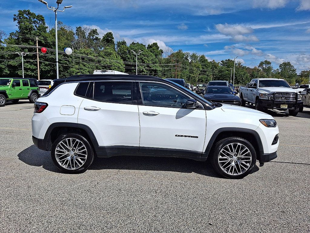 Used 2023 Jeep Compass Limited w/ Elite Group AWD/4WD image 55