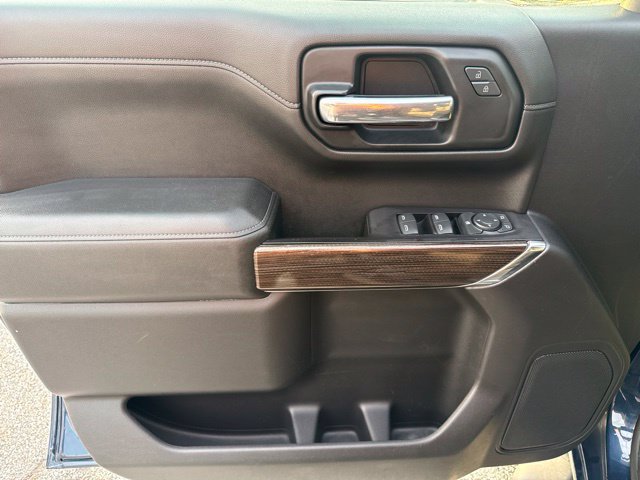 Used 2019 Chevrolet Silverado 1500 RST AWD/4WD image 11