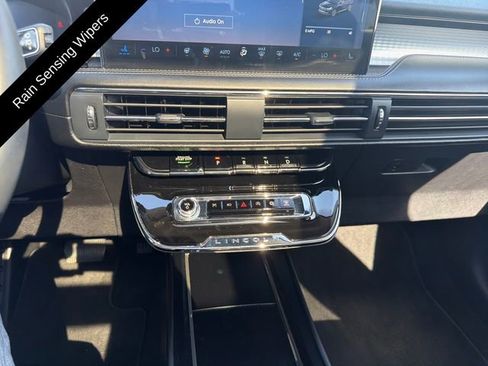 Used 2024 Lincoln Corsair AWD w/ Equipment Group 101A image 22